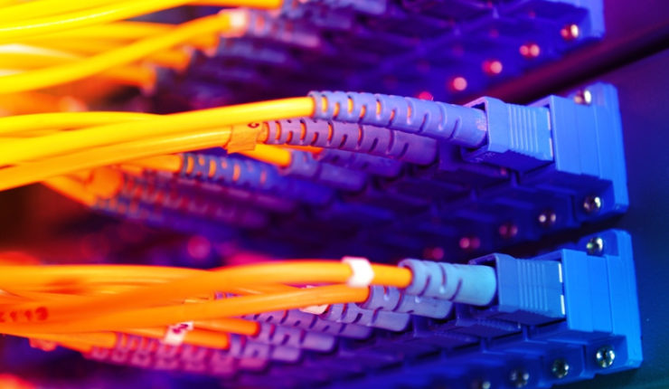 Fibre optic cable connectivity